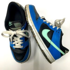 Boys Nike Dunks Low Sneakers 4y Blue Black Athletic Sporty